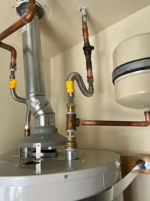 Water heater installation and plumbing repair in Roseglen